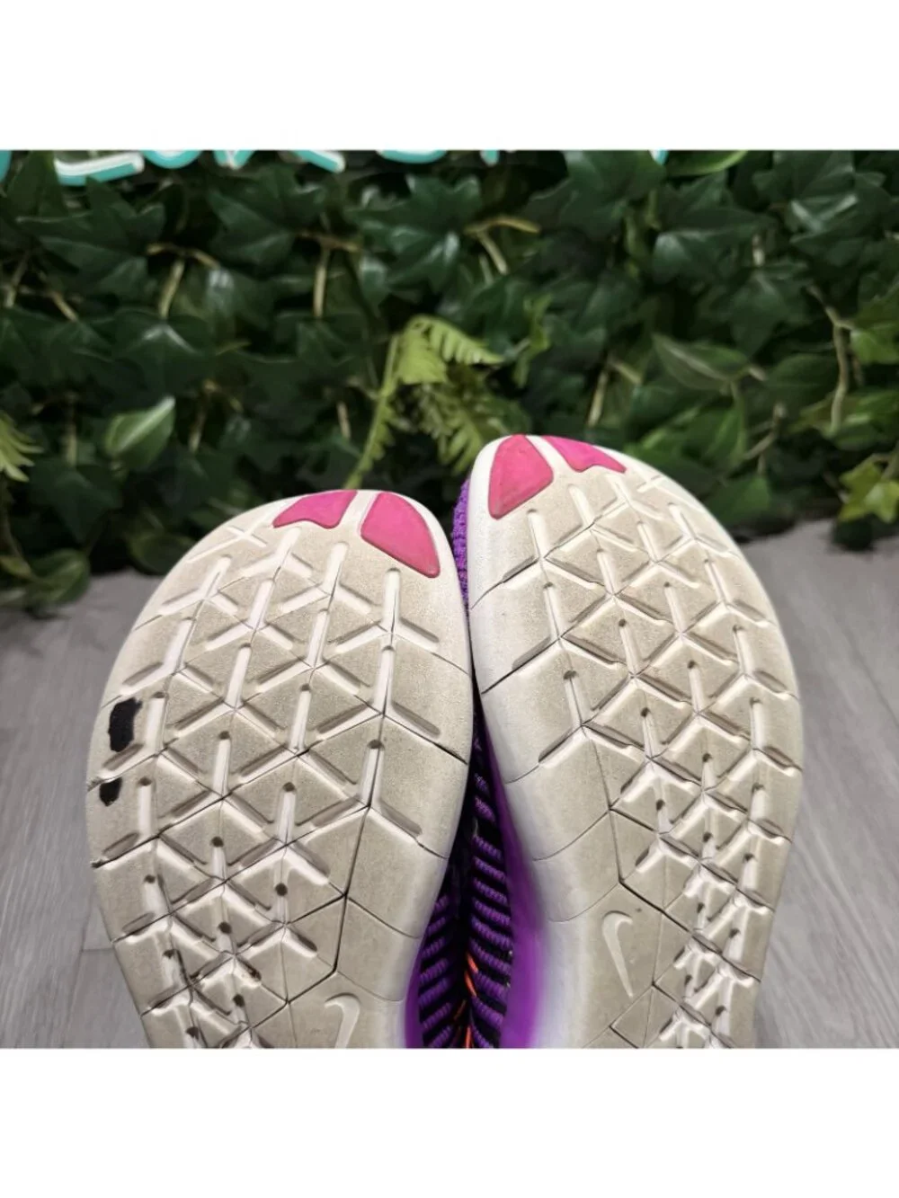 Nike Free RN Flyknit Women's Size 8 Running Shoes Hyper Violet Shoes 831070-501